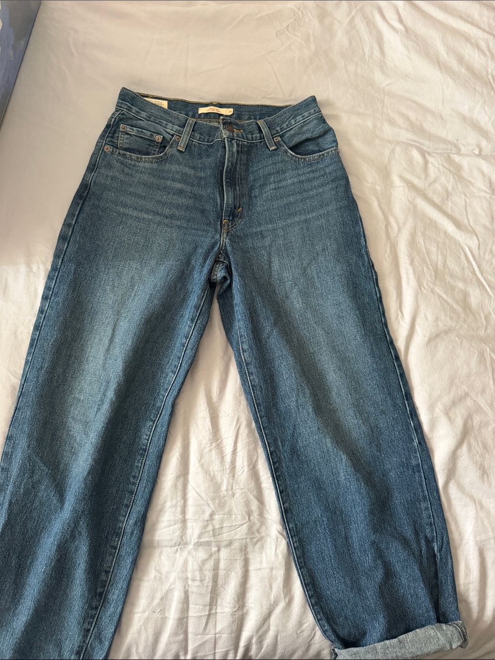 Relaxed Boyfriend Jeans in Medium Blue